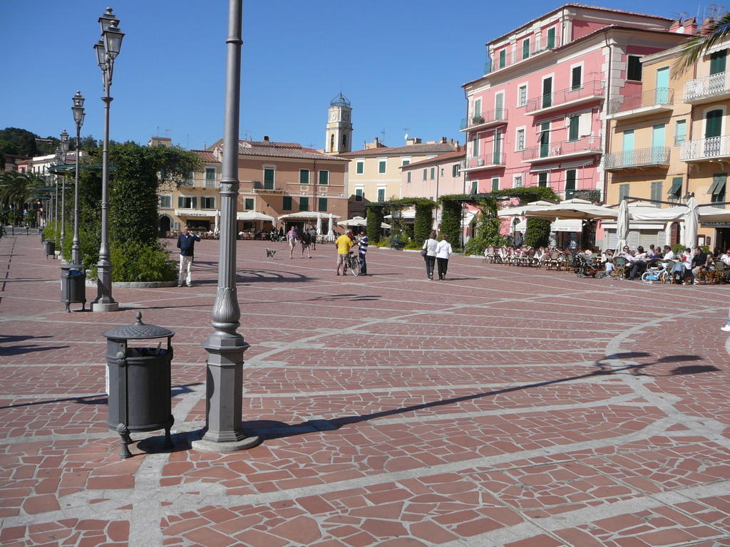 Affittacamere Vista Mare Porto Azzurro Bagian luar foto