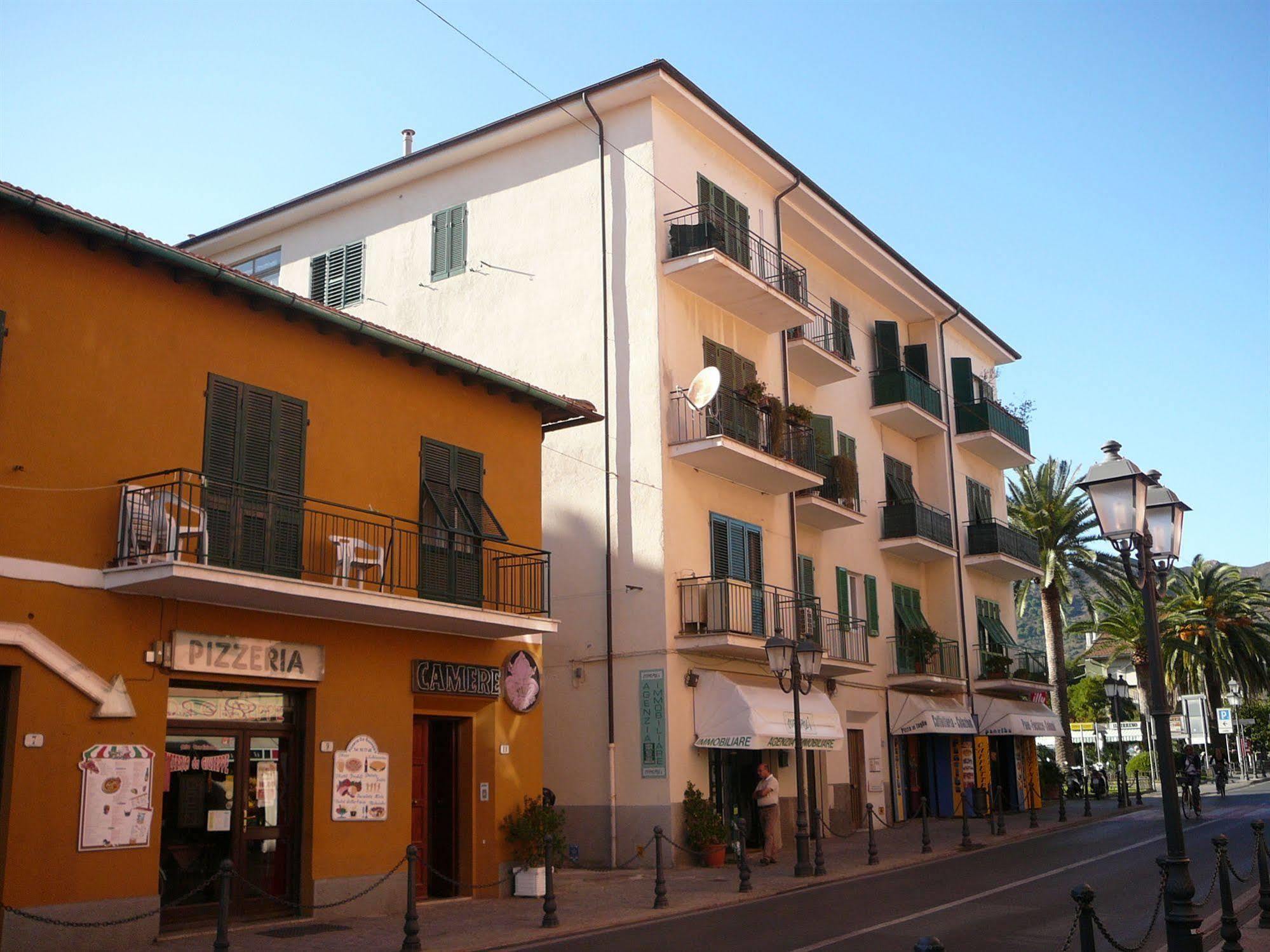 Affittacamere Vista Mare Porto Azzurro Bagian luar foto